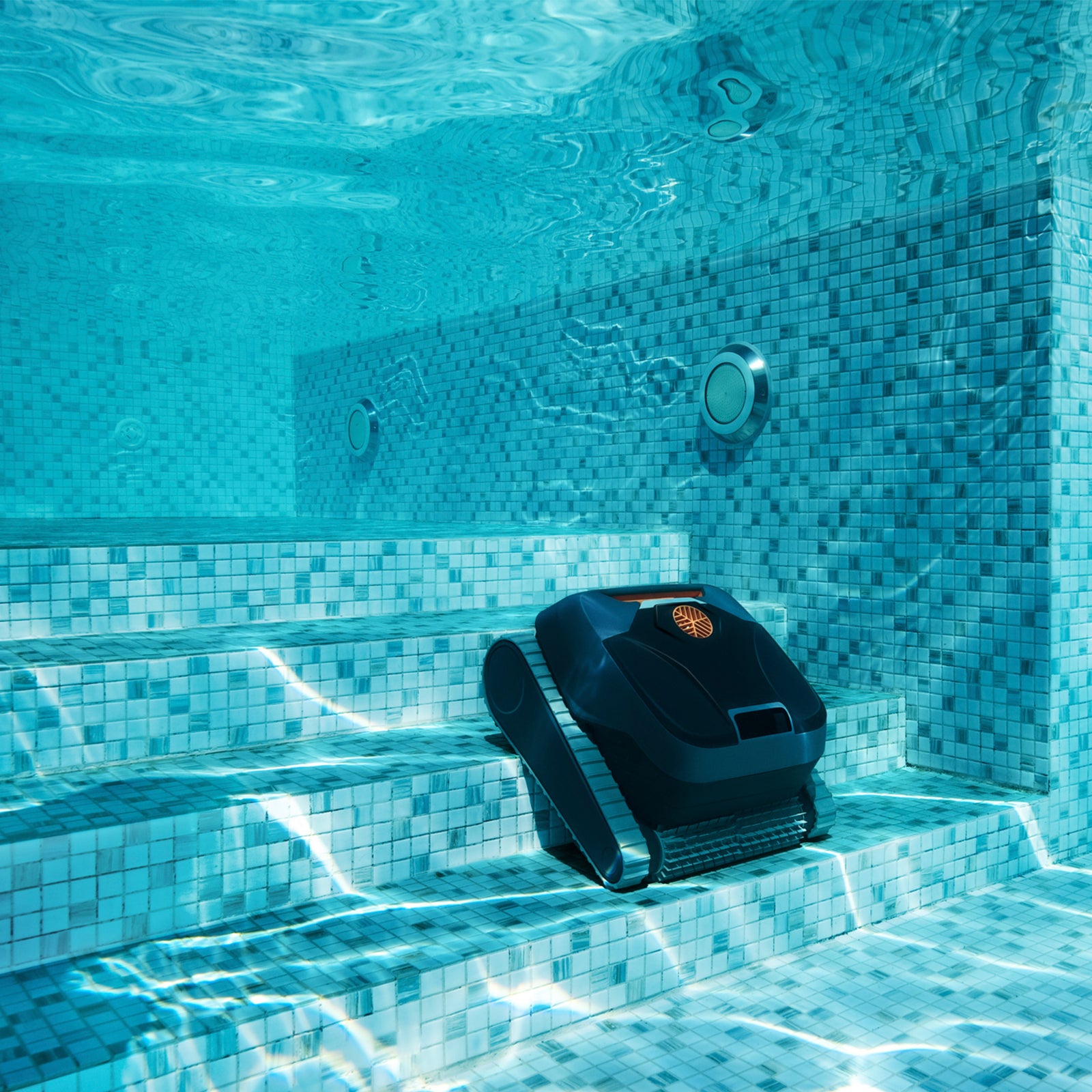 Smorobot Valor P10 gallery image 4